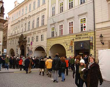 Museo-Praga-Esterno-palazzo6-opt